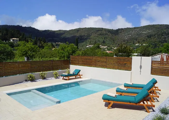 بيت للعطل Traditional House