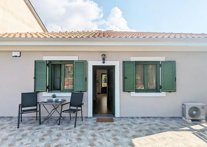 بيت للعطل Traditional House